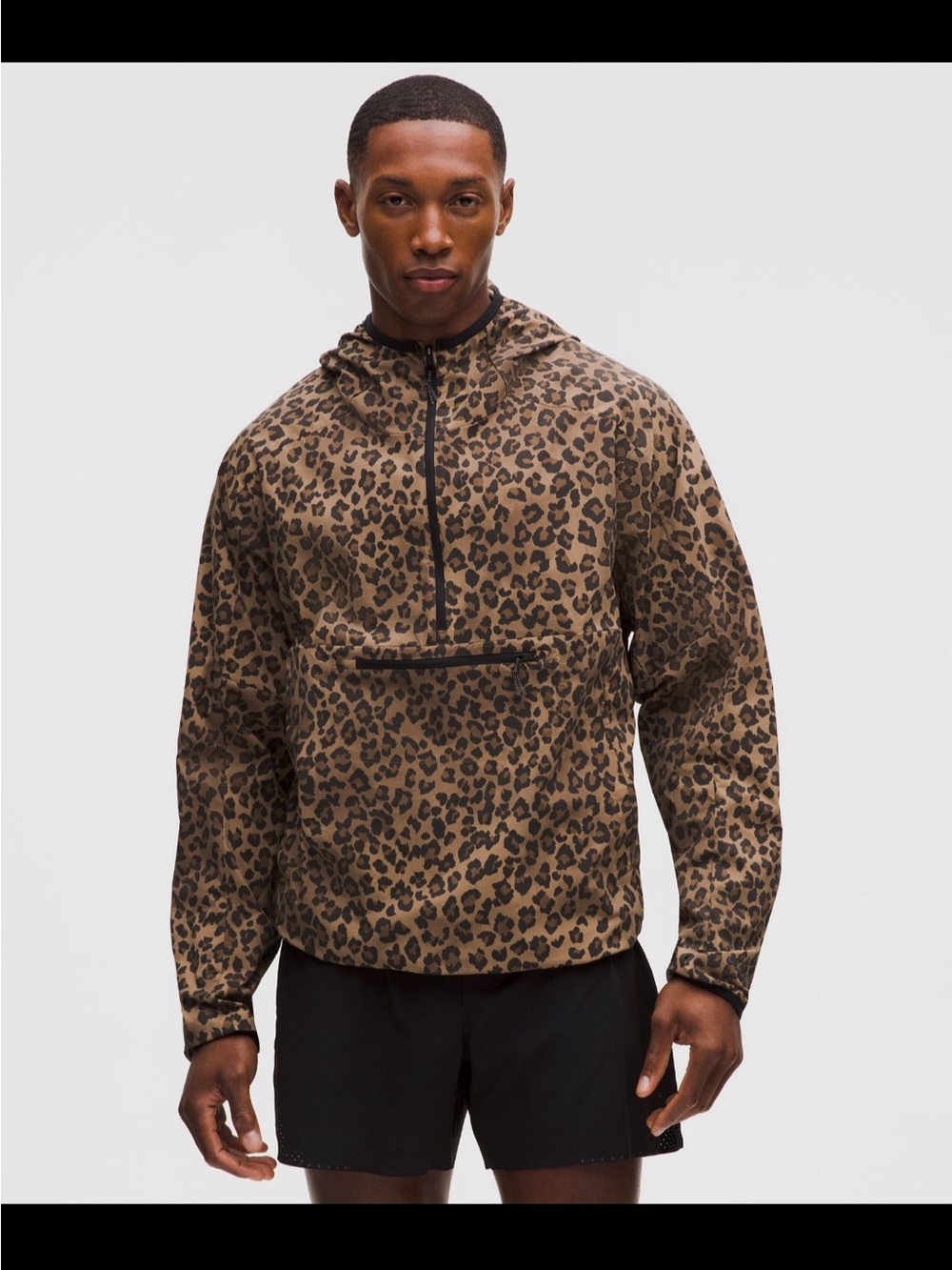 Multi-Pocket Running Anorak Unisex
True Leopard Multi Size XL NWT